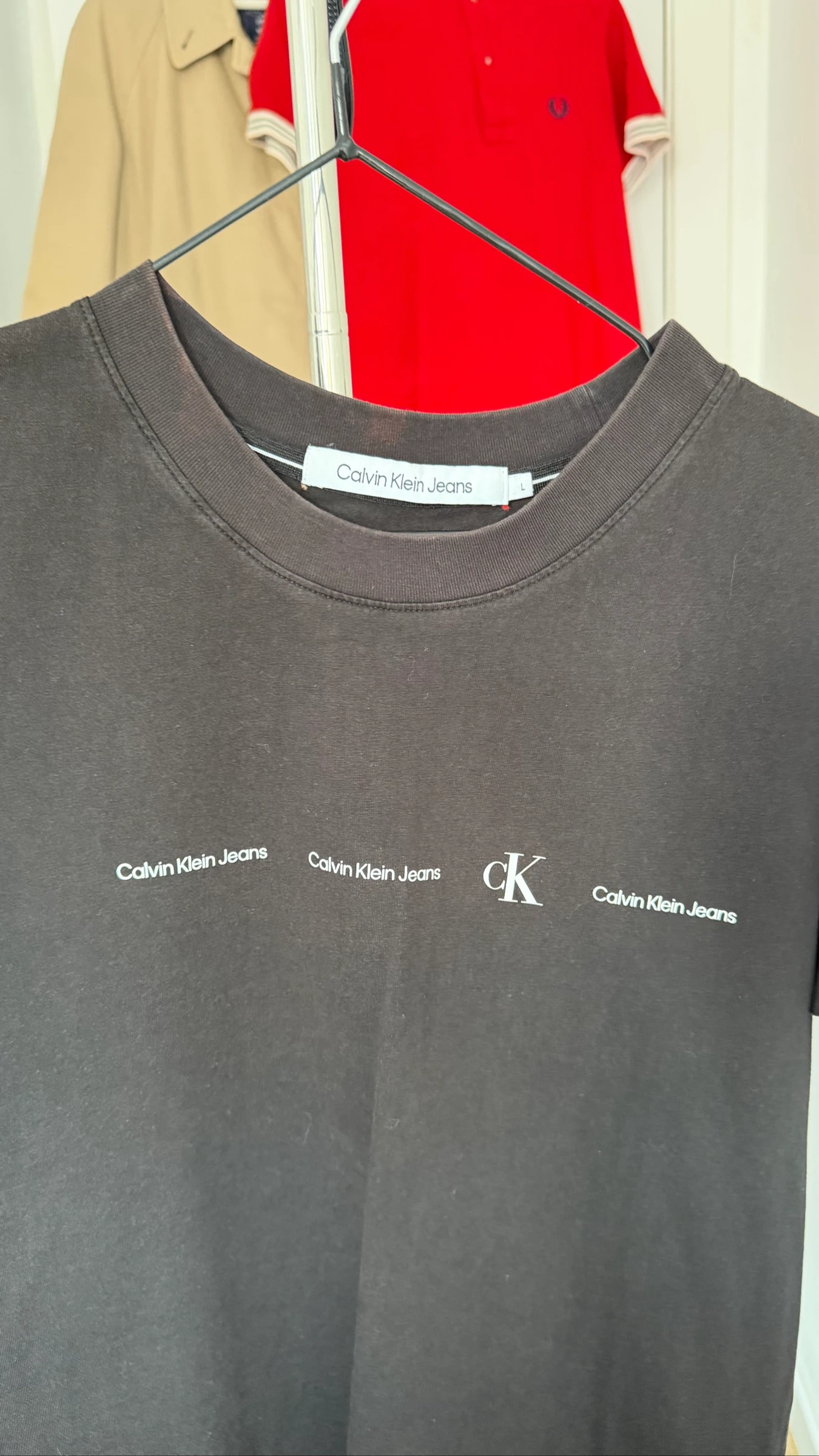 Camiseta Calvin Klein Jeans preta – tamanho G – photo 3